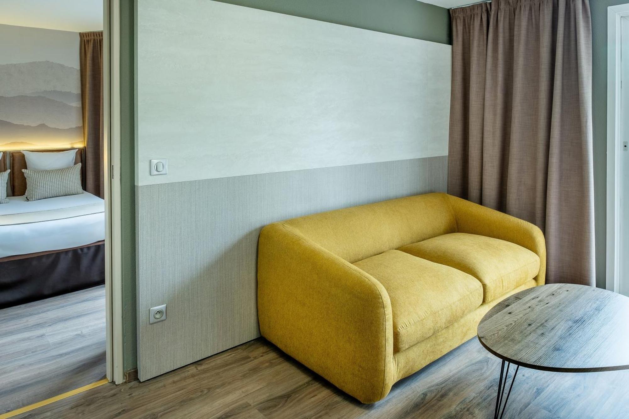 Hotel La Solitude Лурд Экстерьер фото