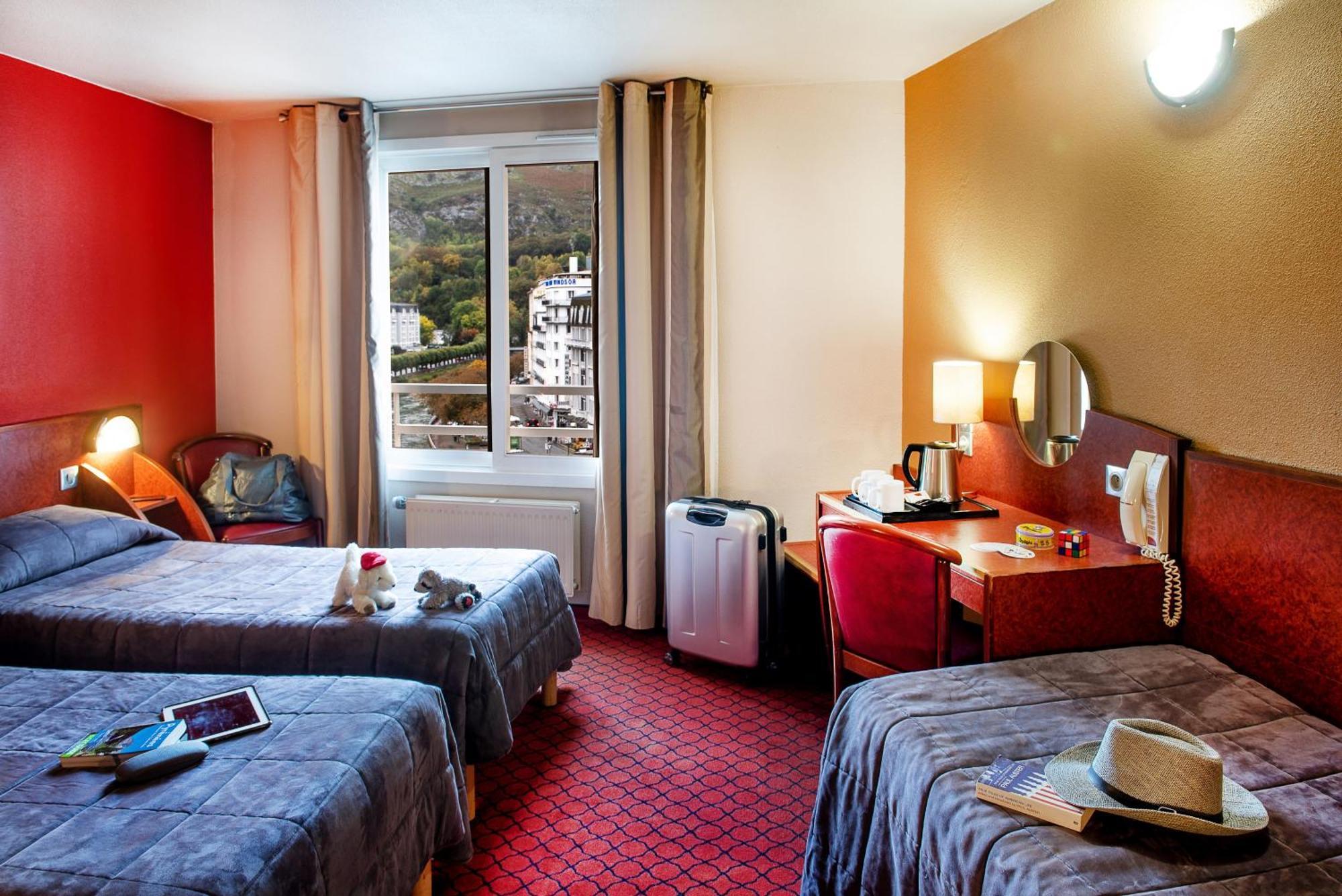 Hotel La Solitude Лурд Экстерьер фото